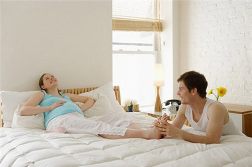 Một số thói quen các ông chồng nên thay đổi khi vợ mang thai - 2