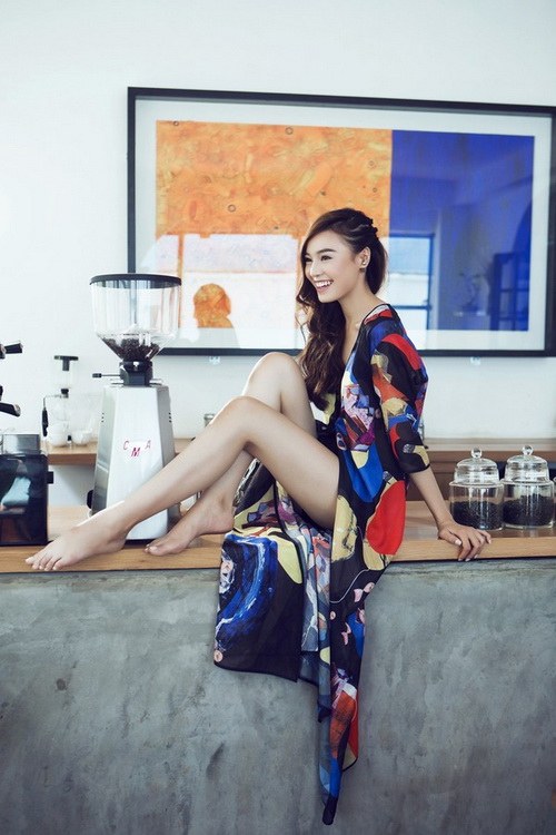 Lan Ngọc: quot;Tôi thua Tóc Tiên về ngoại hìnhquot; - 3