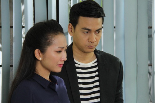 Kim Hiền khoe bụng bầu 6 tháng thon gọn - 15