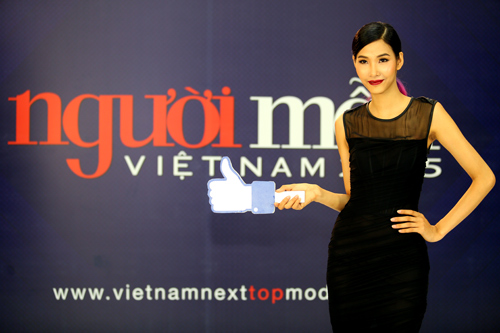 Giám khảo sành điệu mặc cực lạ đi chấm thi VNNTM 2015 - 7
