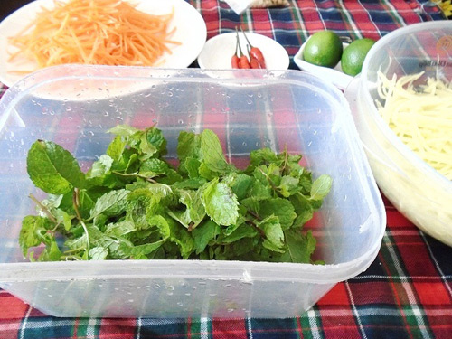 Nộm xoài rau củ thanh mát ngày nắng - 2