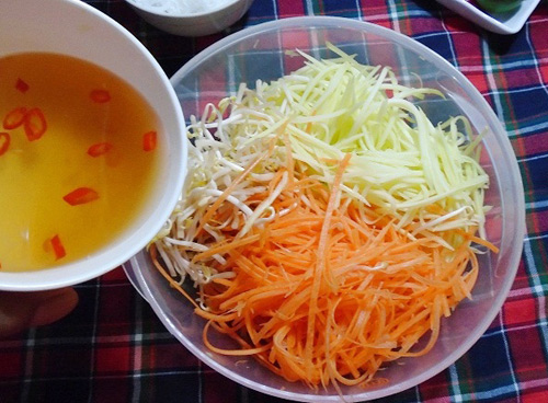 Nộm xoài rau củ thanh mát ngày nắng - 8