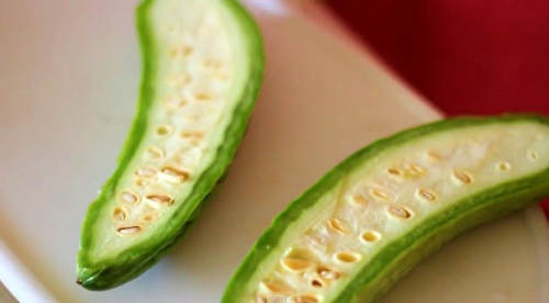 Giải nhiệt mùa hè với canh mướp đắng nấu tôm - 1