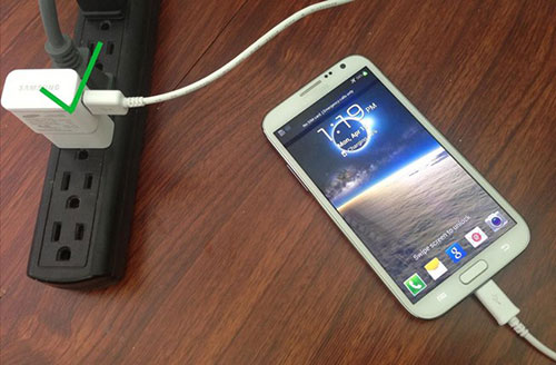 Phải làm gì khi màn hình điện thoại, tablet Android bật không lên? - 1