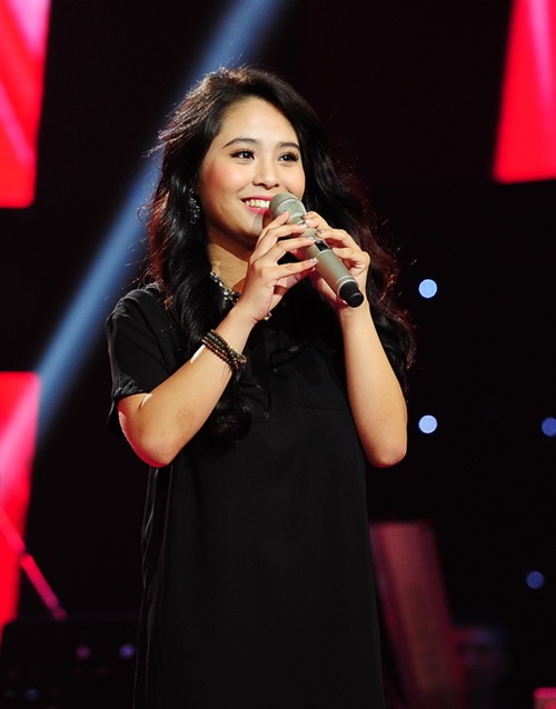 The Voice 2015: Ca nương 21 tuổi khiến giám khảo #039;rụng rời#039; - 2