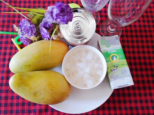 Sinh tố xoài thạch dừa tươi mát - 1