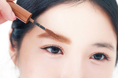 Mách bạn cách kẻ kiểu lông mày đang hot - 7