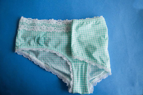 11 mẹo xếp đồ siêu gọn trong vali khi đi du lịch - 12