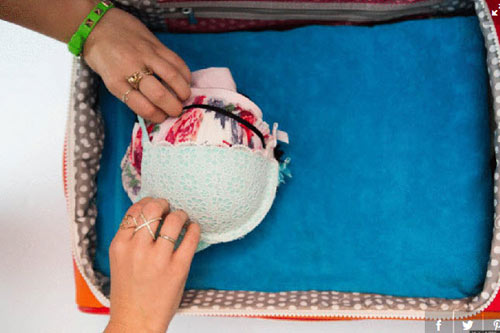 11 mẹo xếp đồ siêu gọn trong vali khi đi du lịch - 9