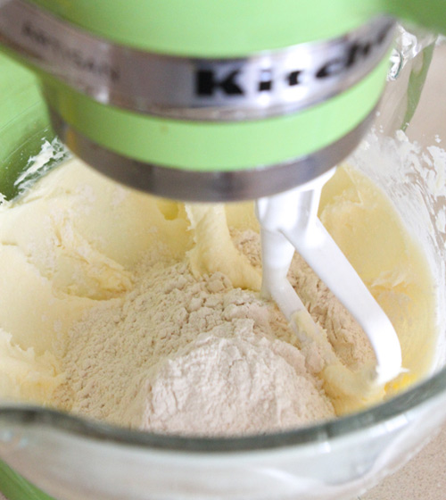 Bánh socola bơ lạc đầy hấp dẫn - 1