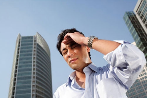 Cách sơ cứu người say nắng hiệu quả - 1