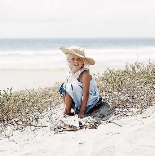 Mê mẩn thời trang mùa hè cực “chất” của thiên thần 3 tuổi - 9