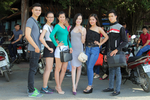 Trai gái miền Tây nườm nượp đi sơ tuyển VNTM 2015 - 6