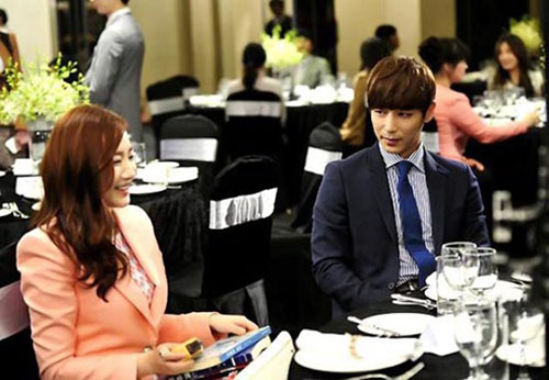 Park Min Young vướng quot;tình tay baquot; trong phim mới - 7