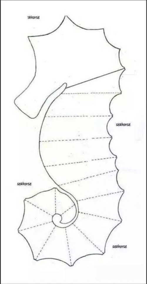 Mẹ Việt rủ rê làm gối cá ngựa cho bé #039;đua#039; chơi - 5