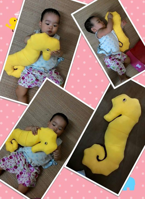 Mẹ Việt rủ rê làm gối cá ngựa cho bé #039;đua#039; chơi - 12