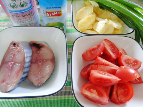 Cá ngừ kho dứa ngon cơm - 1