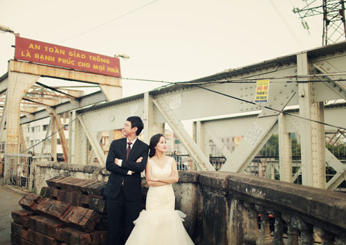 Ảnh cưới giữa phố phường của cặp đôi yêu nhau 10 năm - 4