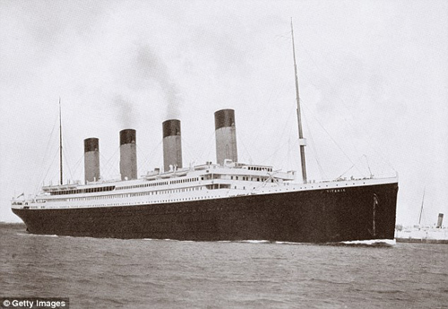 Lóa mắt tàu Titanic triệu đô phiên bản nhái ở Trung Quốc - 3