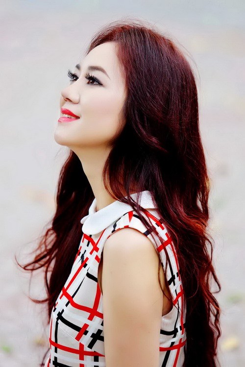 Hoa hậu Mỹ Vân U40 vẫn sành điệu xuống phố - 8