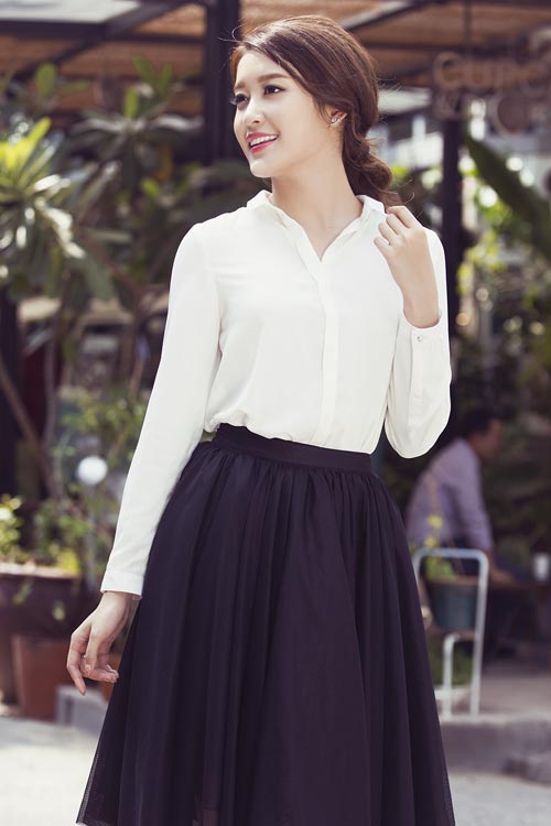 Á hậu Huyền My dịu dàng dạo phố - 3