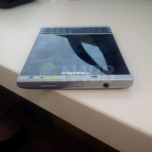 Lộ diện BlackBerry Olso, “anh em” của Passport - 2