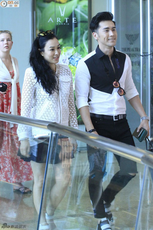 Huỳnh Dịch lộ mặt quot;sưng phùquot; xuống sắc - 6