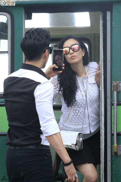 Huỳnh Dịch lộ mặt quot;sưng phùquot; xuống sắc - 10