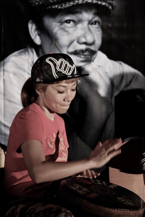 Hà Trần, Đoan Trang về vùng quot;hẻo lánhquot; hát với Trần Tiến - 15