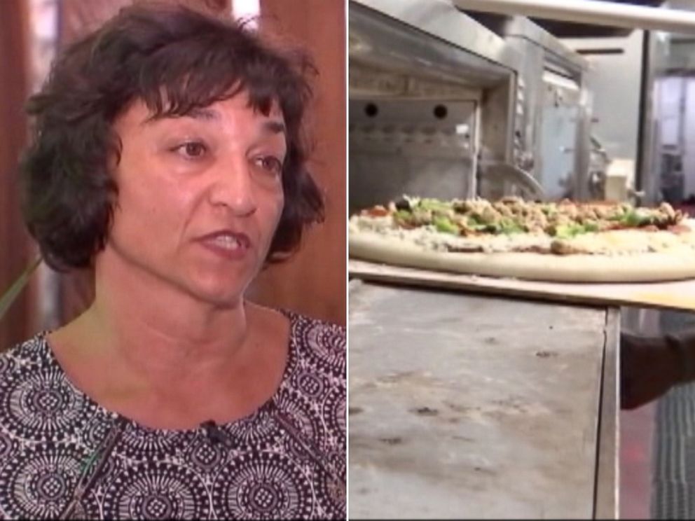 Đôi vợ chồng bán nhà để ăn pizza miễn phí suốt đời - 2