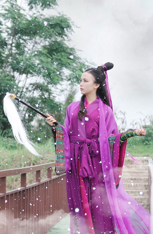 Nữ sinh Báo chí nhận #039;bão like#039; vì giống hệt Hoa hậu Kỳ Duyên - 11