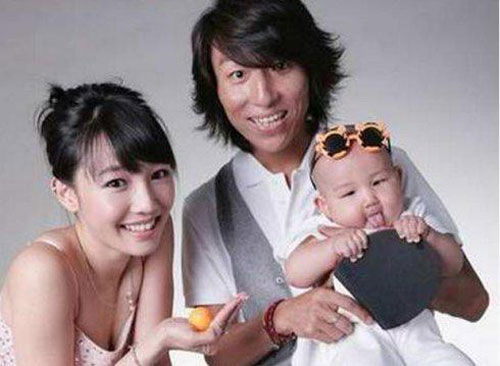 Những bà mẹ trẻ nhất showbiz Hoa ngữ - 7