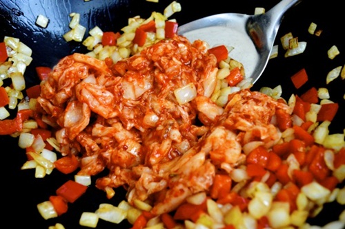 Cơm rang thịt bò, kim chi đầy hấp dẫn - 5