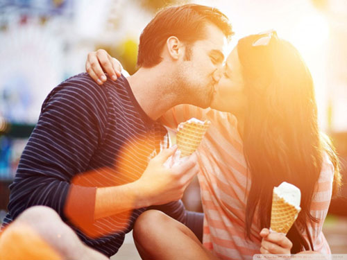 7 kiểu hôn khiến chàng “say mê mệt“ - 1