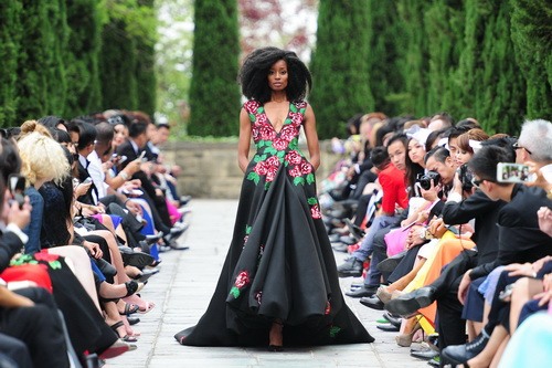 NTK Đỗ Mạnh Cương lăng-xê quot;mốt lạquot; giữa mùa hè - 12