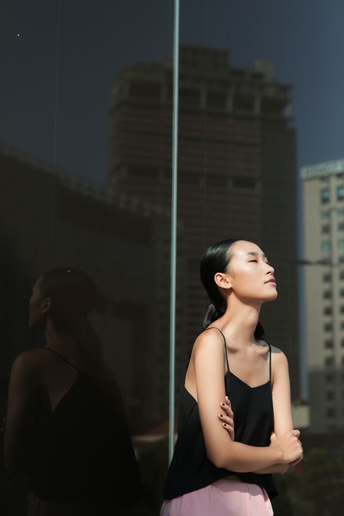 Trang Khiếu gợi ý cách mặc áo hai dây cho vóc dáng cao gầy - 6