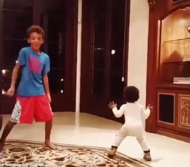 Nhóc Nori nhà Kim Kardashian hí hửng đón sinh nhật - 3