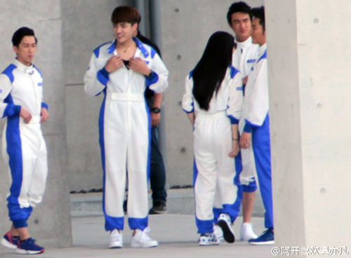 Phạm Băng Băng thoải mái ôm ấp Lý Thần - 2