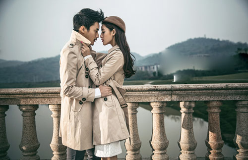 Sốc vì biết bạn gái đã từng đính hôn - 1