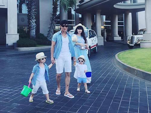 Lý Hải, Minh Hà cho con đi xem vân tay để đoán khả năng não - 1