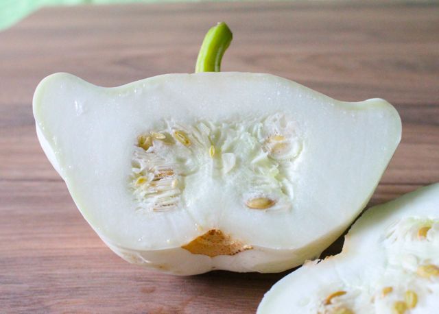 Một tháng trồng bí đĩa bay ngon mắt, sướng miệng - 10