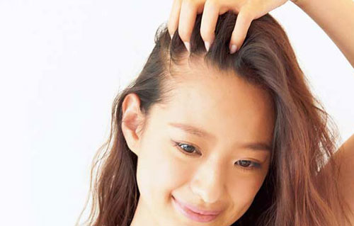 Thay đổi ngôi tóc: Vừa mới mẻ, vừa chống hói đầu - 4