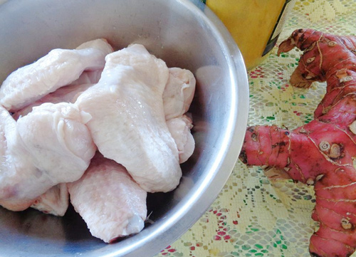 Cánh gà chiên riềng thơm ngào ngạt - 1