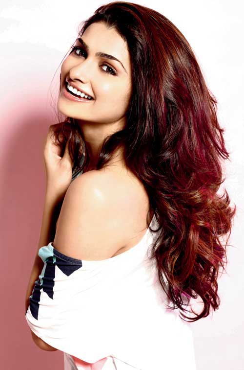 Mỹ nhân Bollywood ra mặt ghen ghét, hãm hại nhau - 1