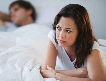 Sao anh không hôn em trước khi đi làm? - 2