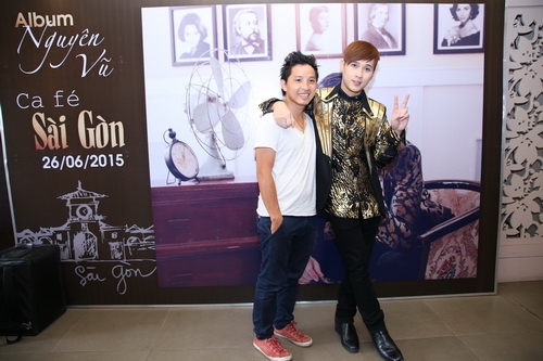 HH Diễm Hương đẹp quot;mũm mĩmquot; chúc mừng Nguyên Vũ - 6