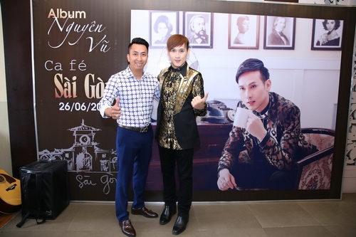 HH Diễm Hương đẹp quot;mũm mĩmquot; chúc mừng Nguyên Vũ - 9