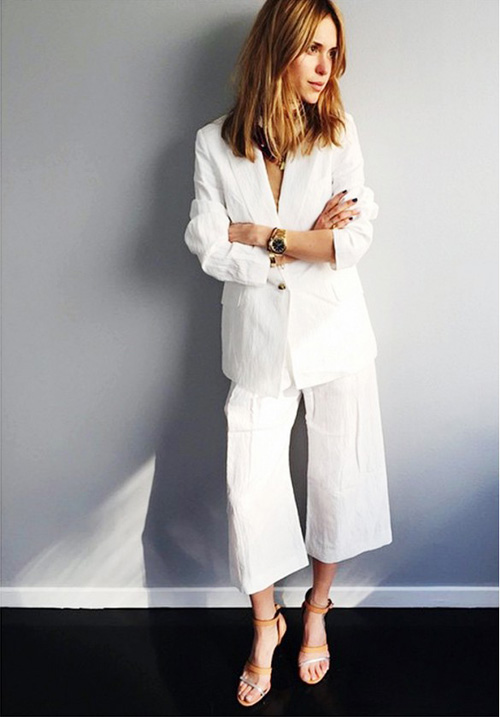 Trắng, nude - Bộ đôi màu khiến sao hạng A mê mệt - 6