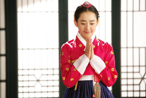 Chấm điểm sao Hàn mặc áo Hanbok truyền thống - 15