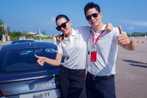 Thu Thảo, Tú Anh thân thiết như chị em tại sự kiện - 7